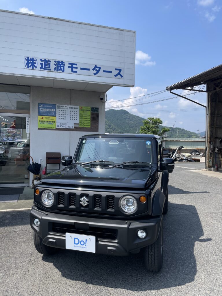 津山市のお客様へ新車スズキジムニーシエラをご納車させていただきました。